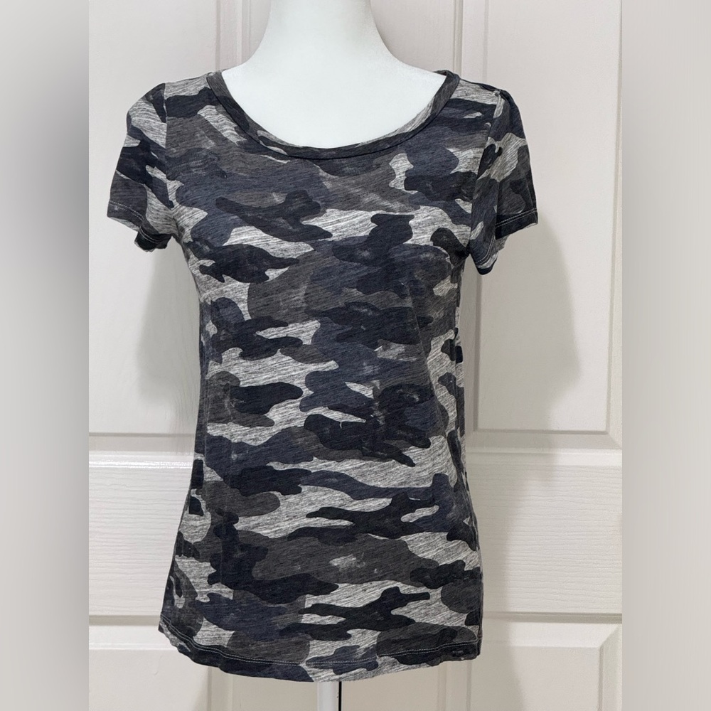 J.Crew Camo Tee Small Crewneck Short Sleeve Cotton Blend Utility Top